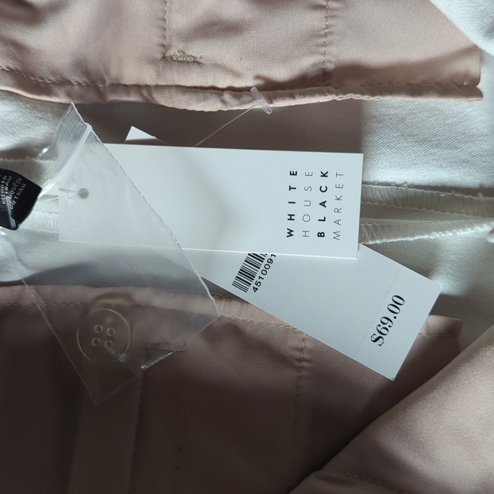 White House Black Market white Bermuda shorts - Picture 4 of 8